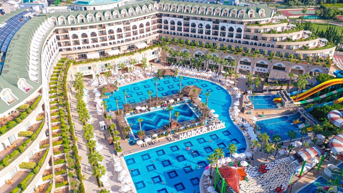Crystal Sunset Pearl Collection - All inclusive