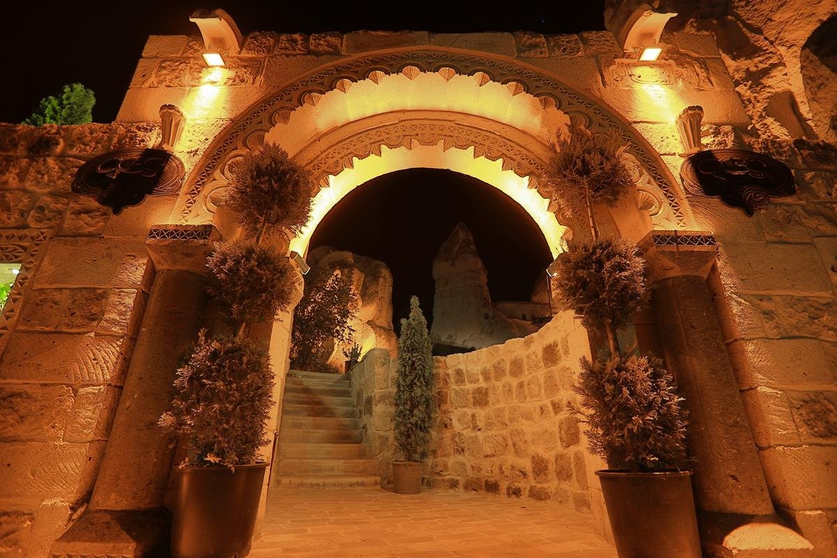 Grand Cave Suites