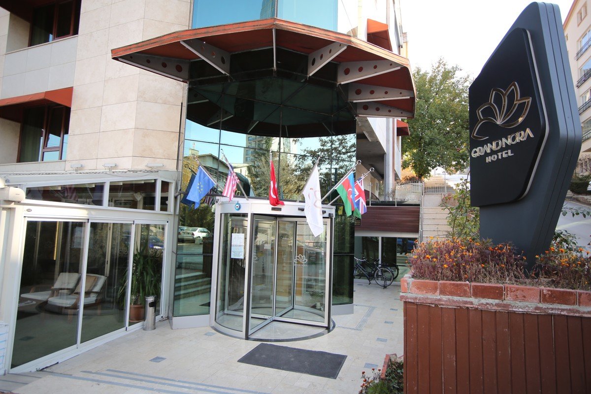 Grand Nora Hotel