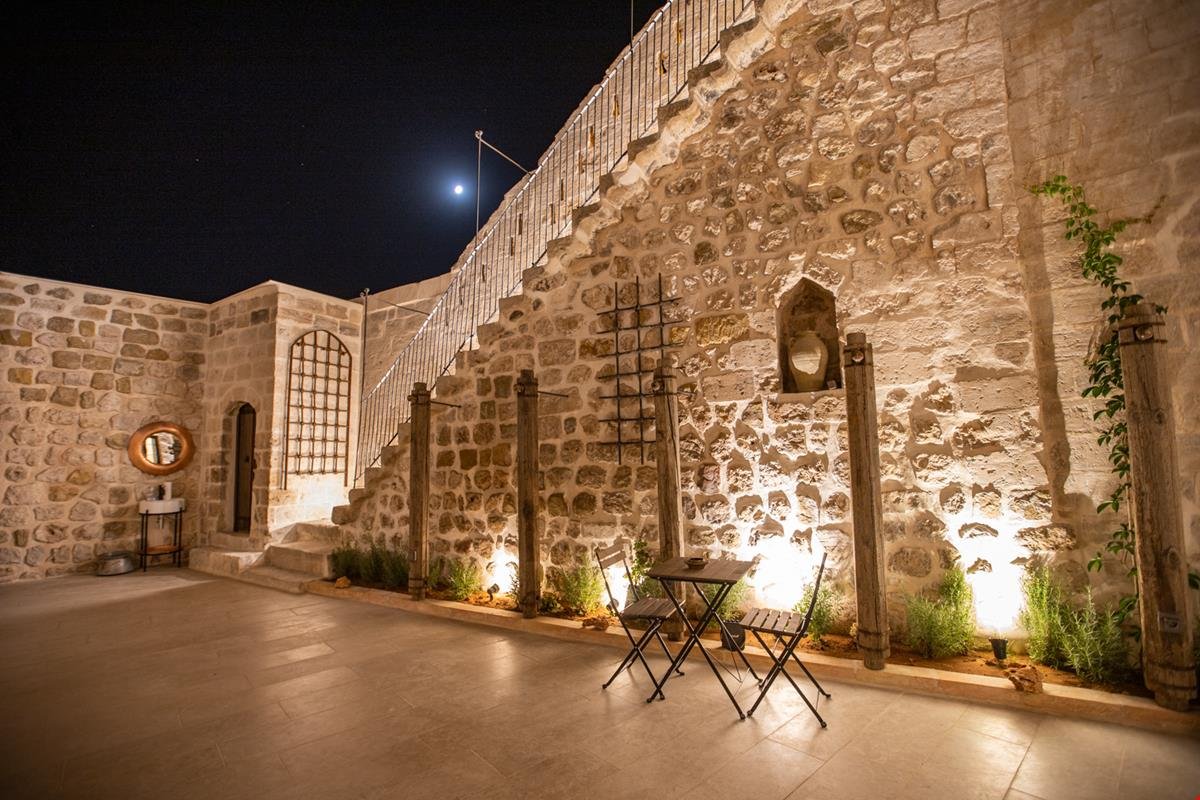 Mirsoum Hotel