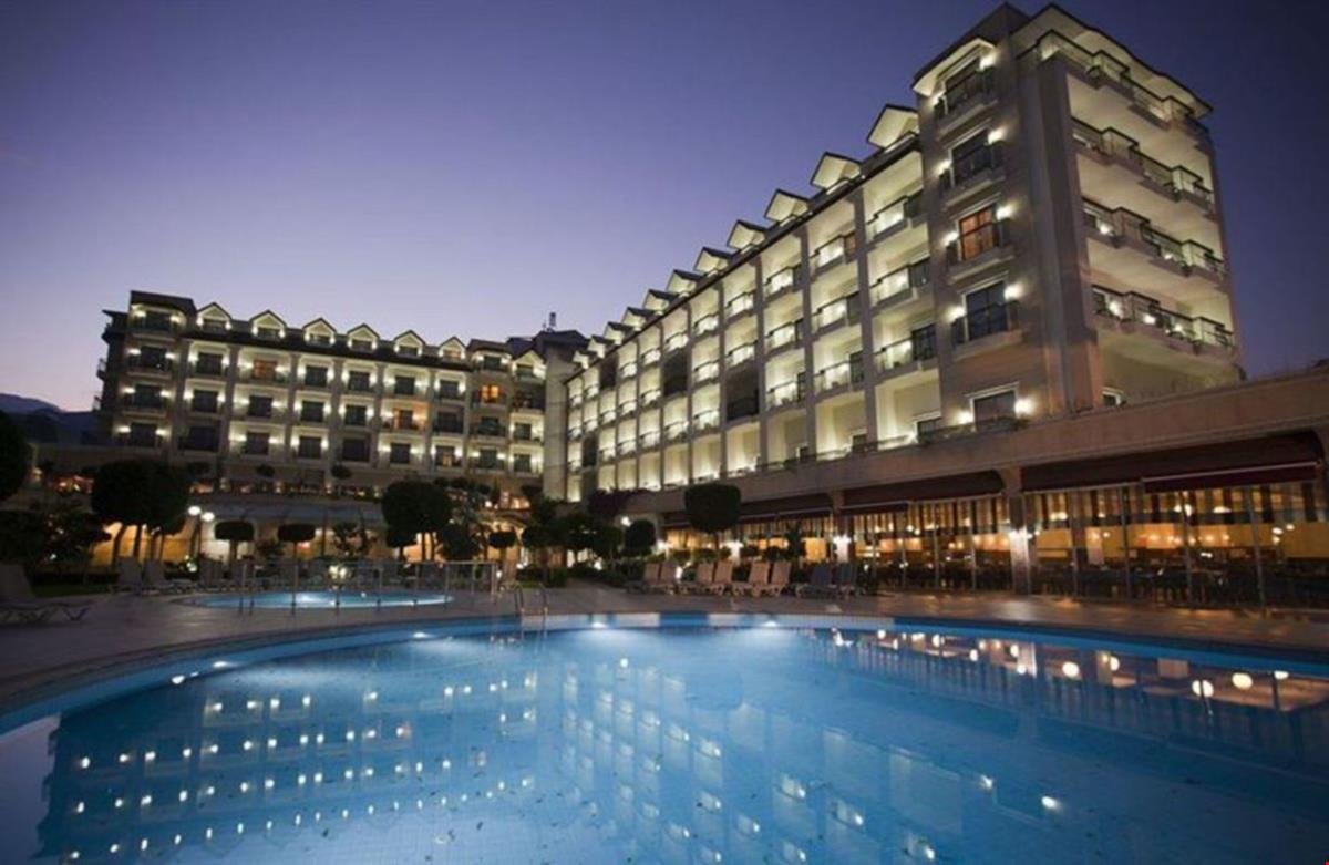 Fore Resort & Spa