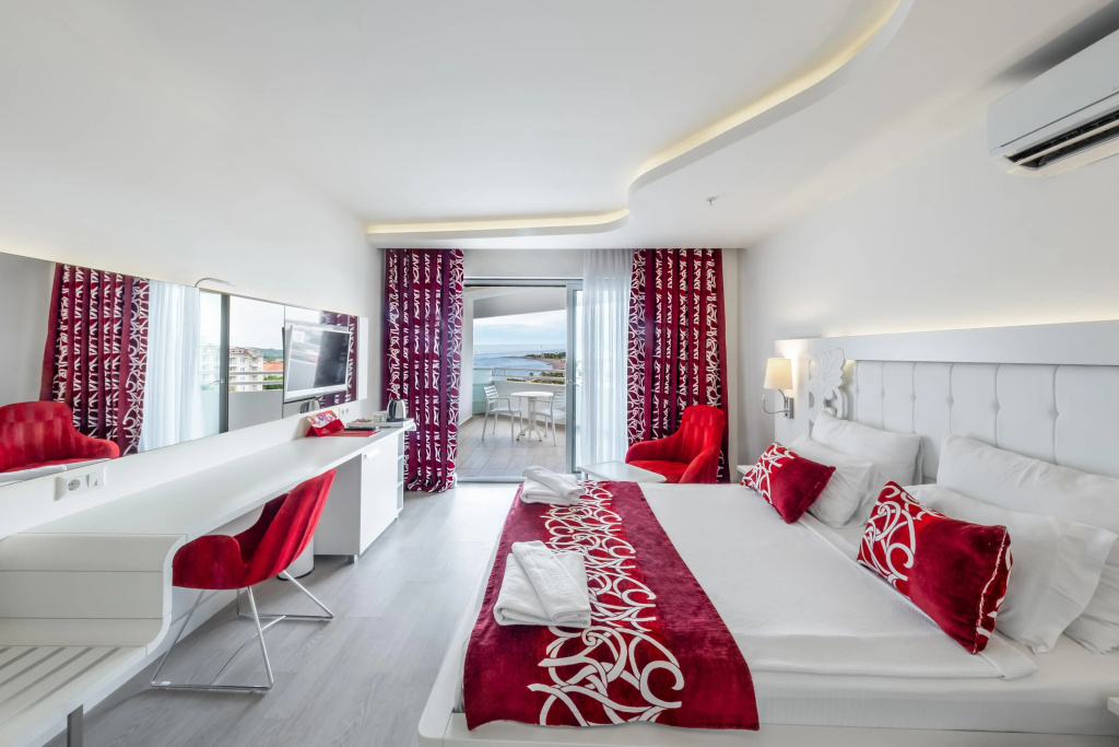 Laguna Beach Alya Resort & SPA - All Inclusive