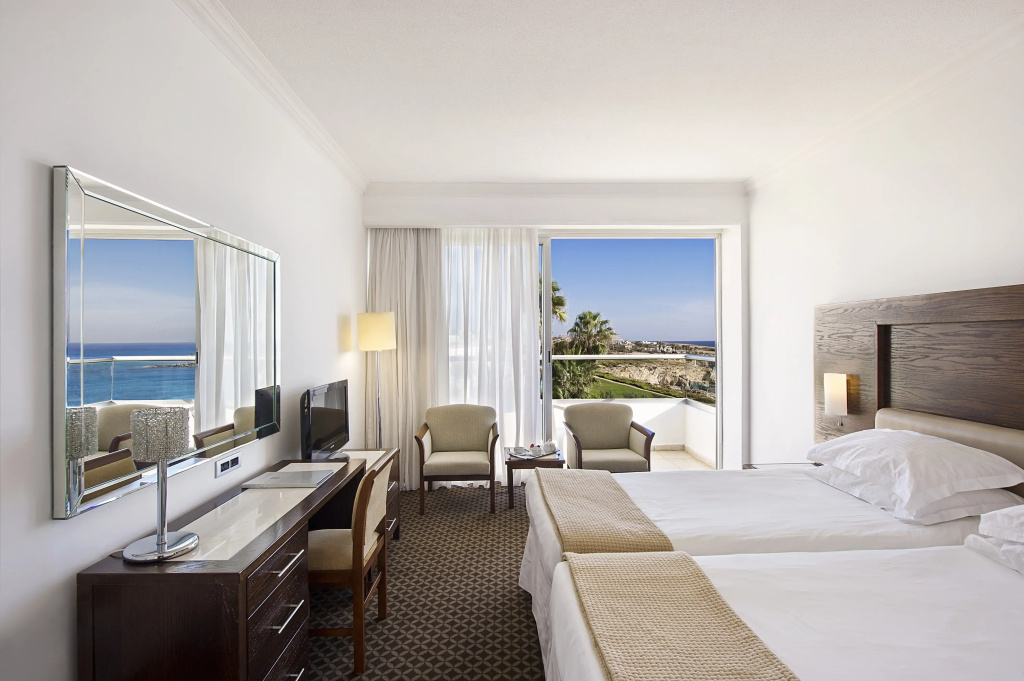 Grecian Sands Hotel