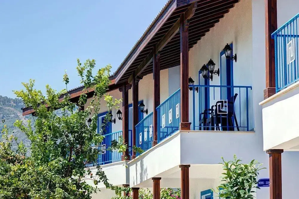 Queen Aphrodite Hotel