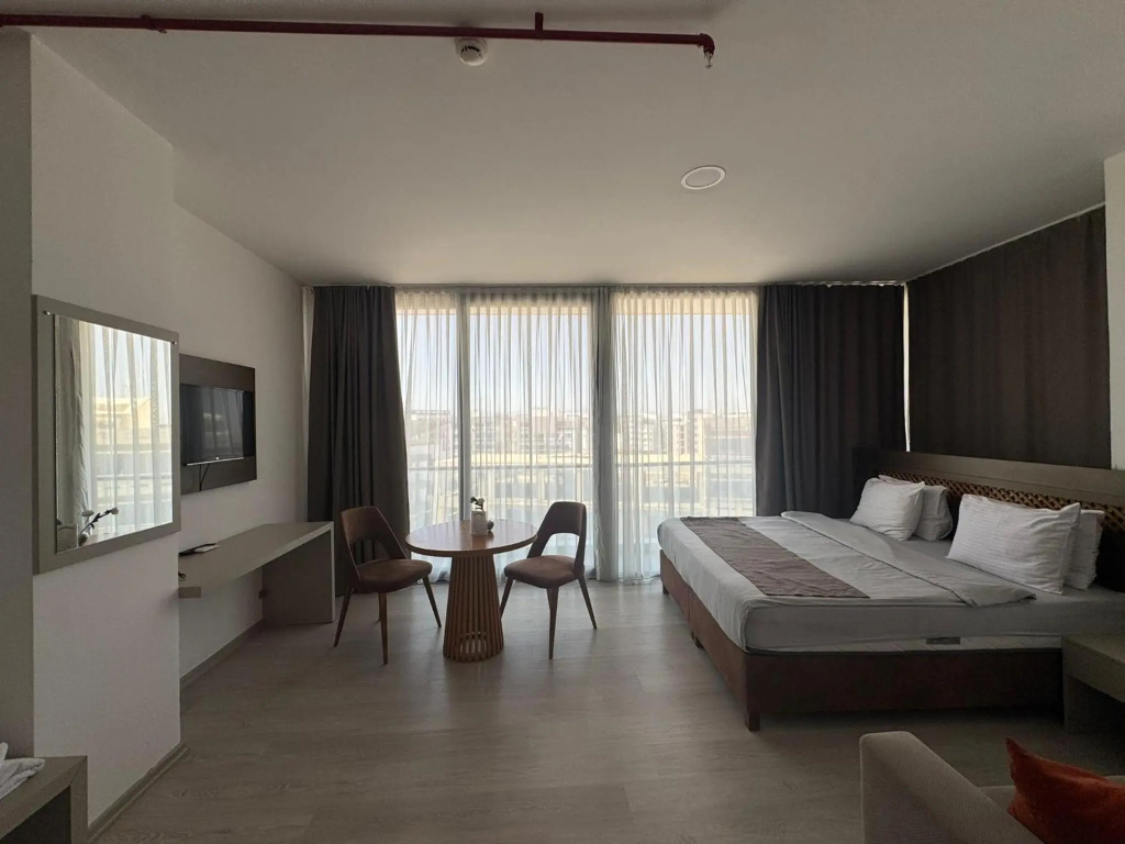 Alya Rooms