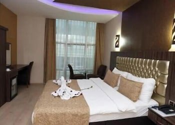 Luks Hotel