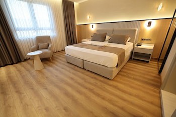 Tiryandafil Otel