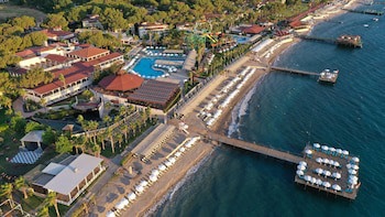 Crystal Flora Beach Resort
