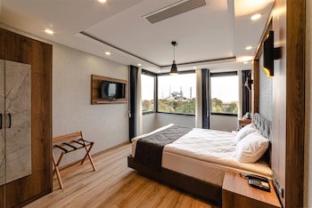 World Heritage Center Hotel
