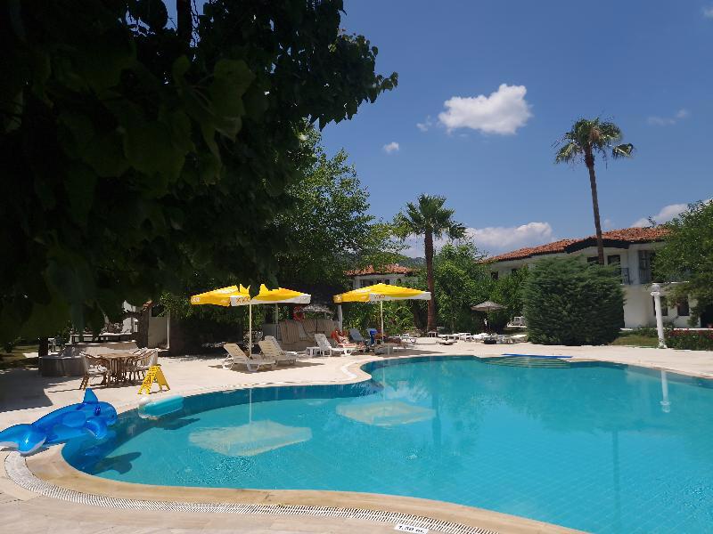 Club Mel Holiday Resort
