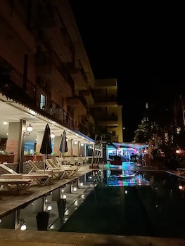 Santana Hotel