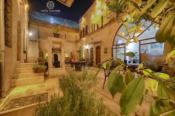 Vefa Konagı