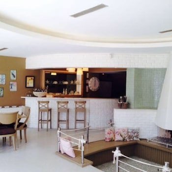 Cesme Marina Sahil Otel