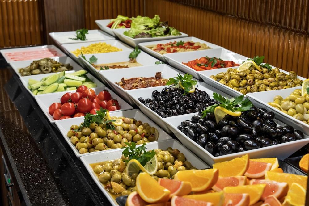 Ramada by Wyndham Istanbul Asia